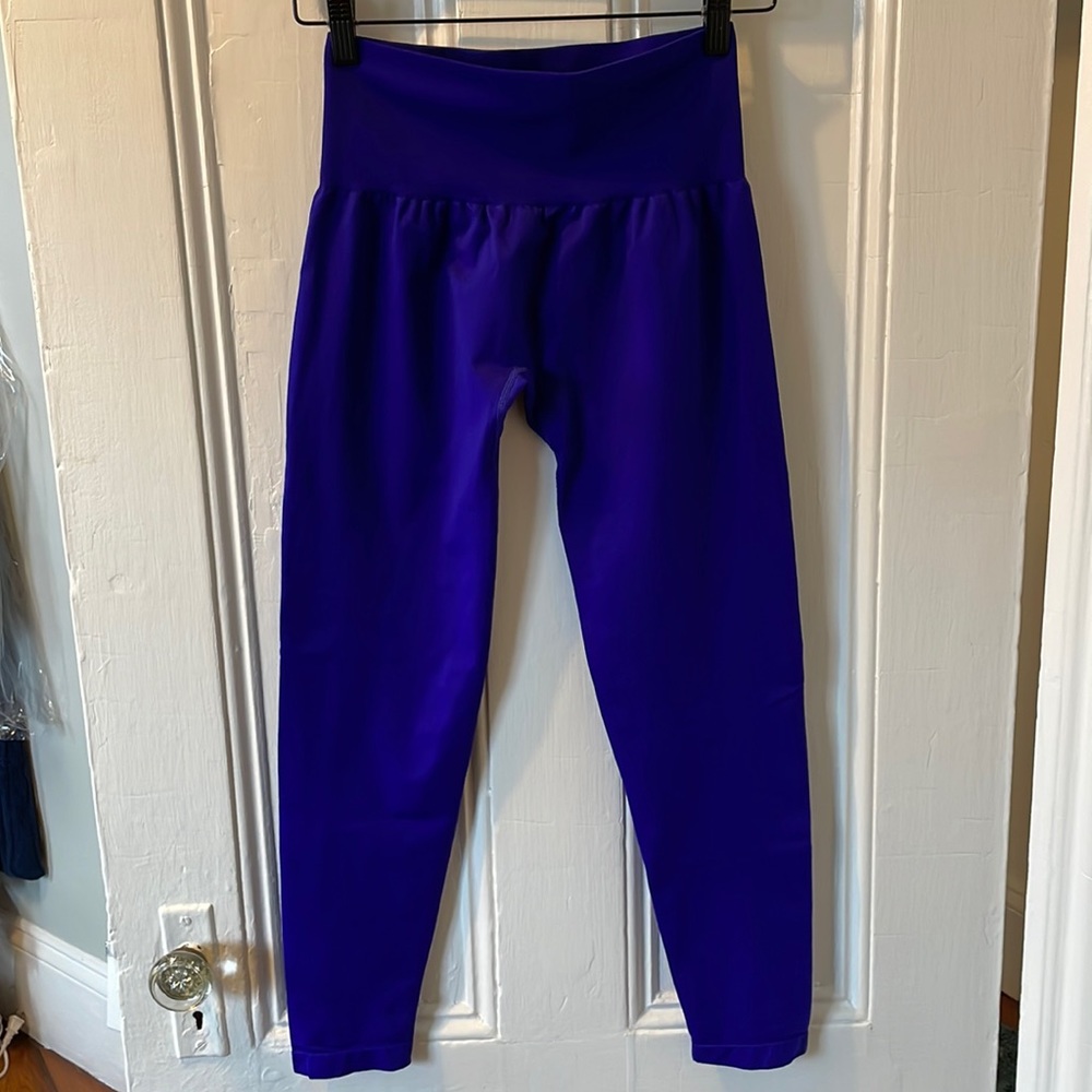 NVGTN Solid Seamless Leggings in Cobalt Blue 💙